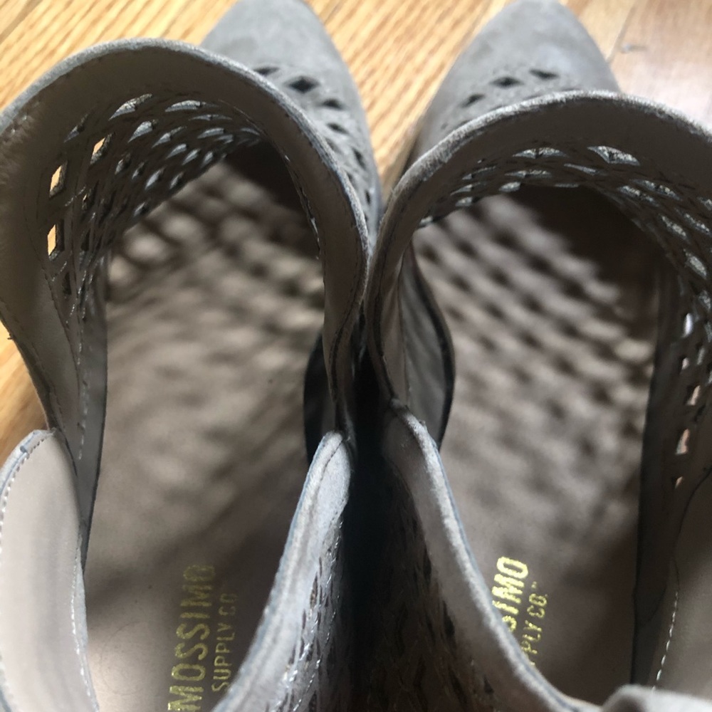 Cut Out Spring Booties - Picture 8 of 8